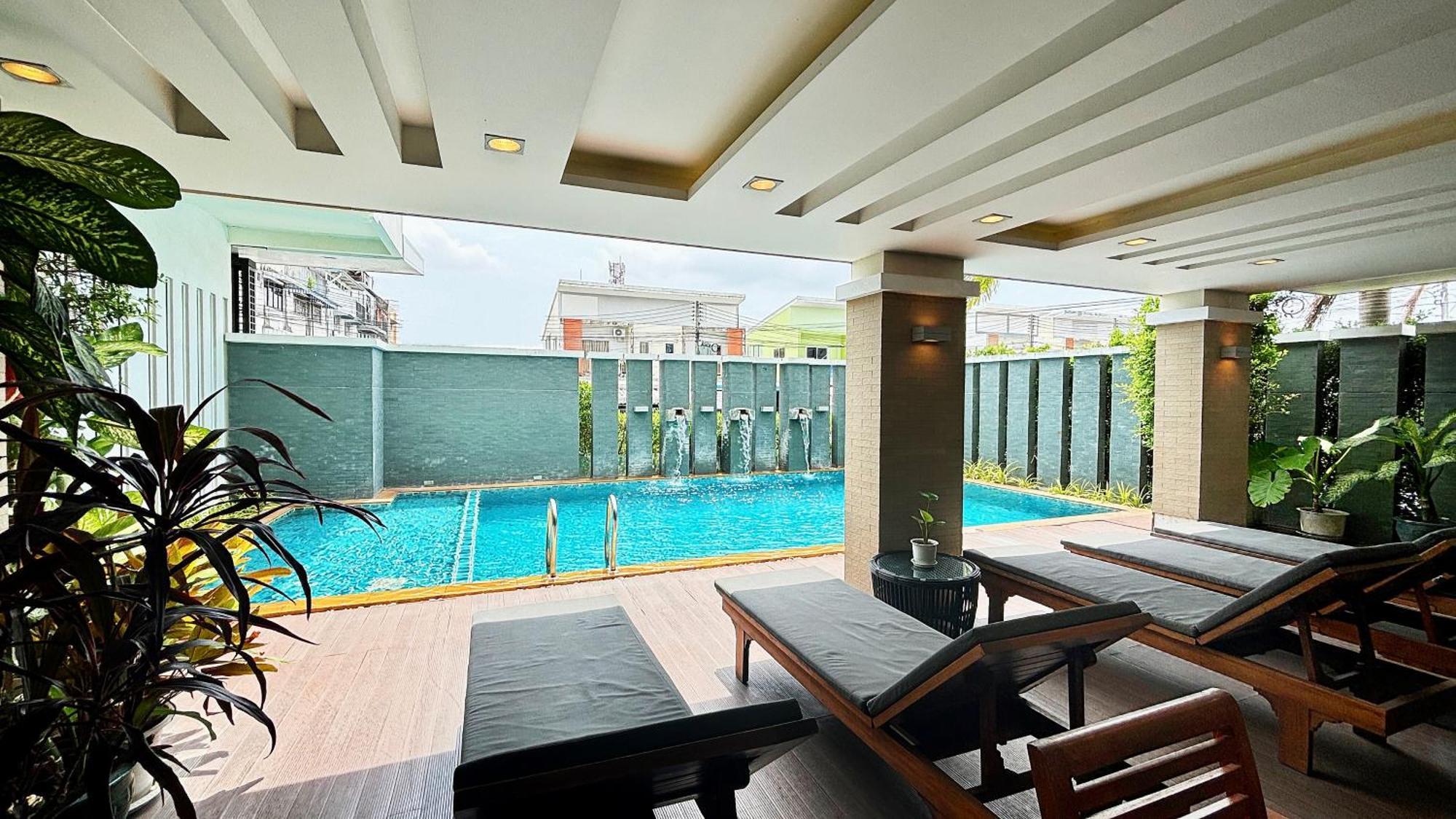 Ratana Hotel Rassada, Phuket Town- Sha Extra Plus Exterior photo