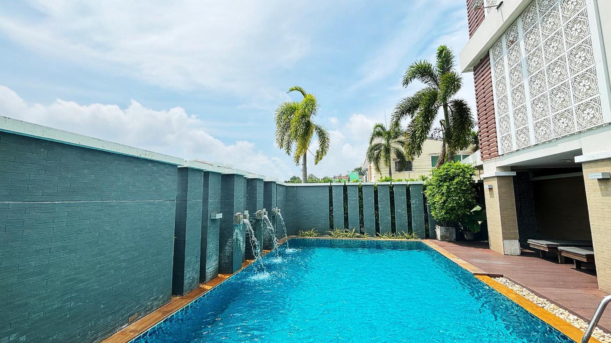 Ratana Hotel Rassada, Phuket Town- Sha Extra Plus Exterior photo