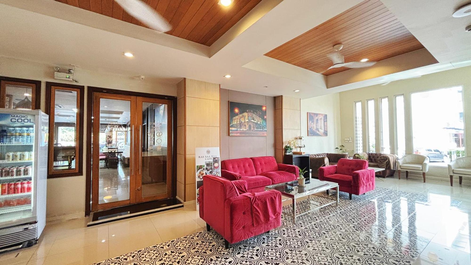 Ratana Hotel Rassada, Phuket Town- Sha Extra Plus Exterior photo