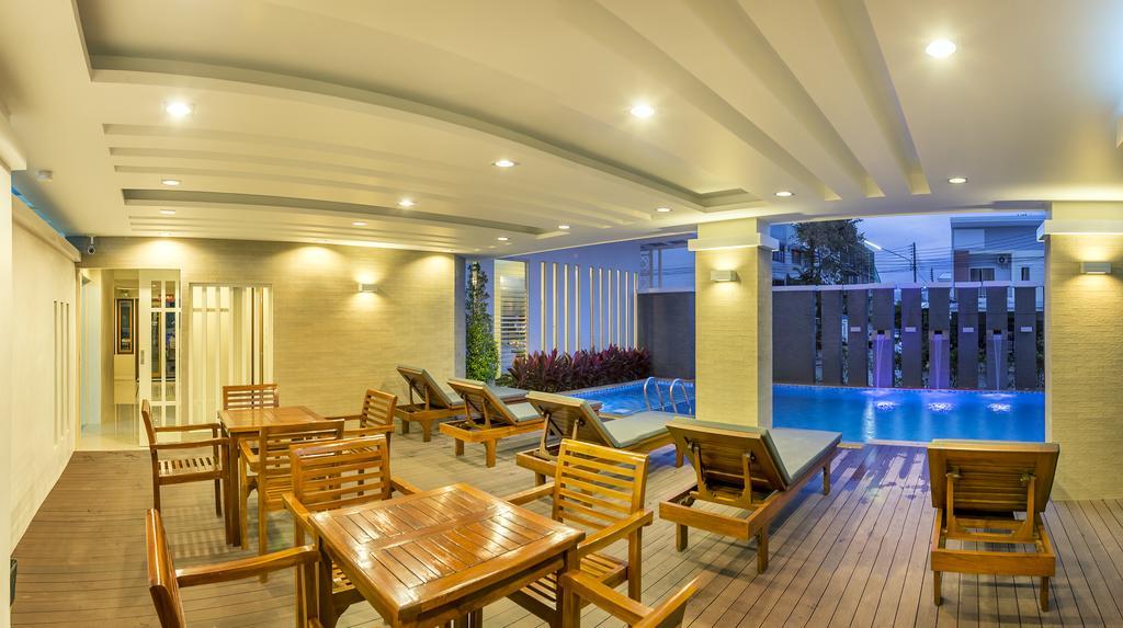 Ratana Hotel Rassada, Phuket Town- Sha Extra Plus Exterior photo